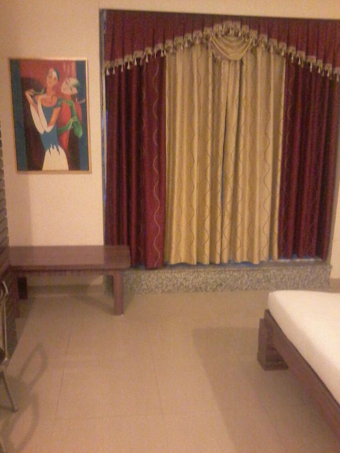 Hotel Gulmarg Ajmer Bagian luar foto